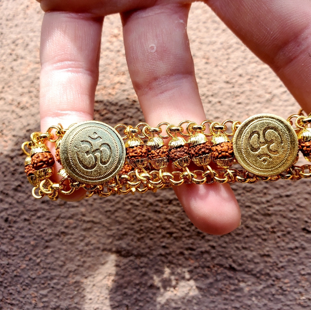New Om Gold Coin Bodhi Seed Bracelet.